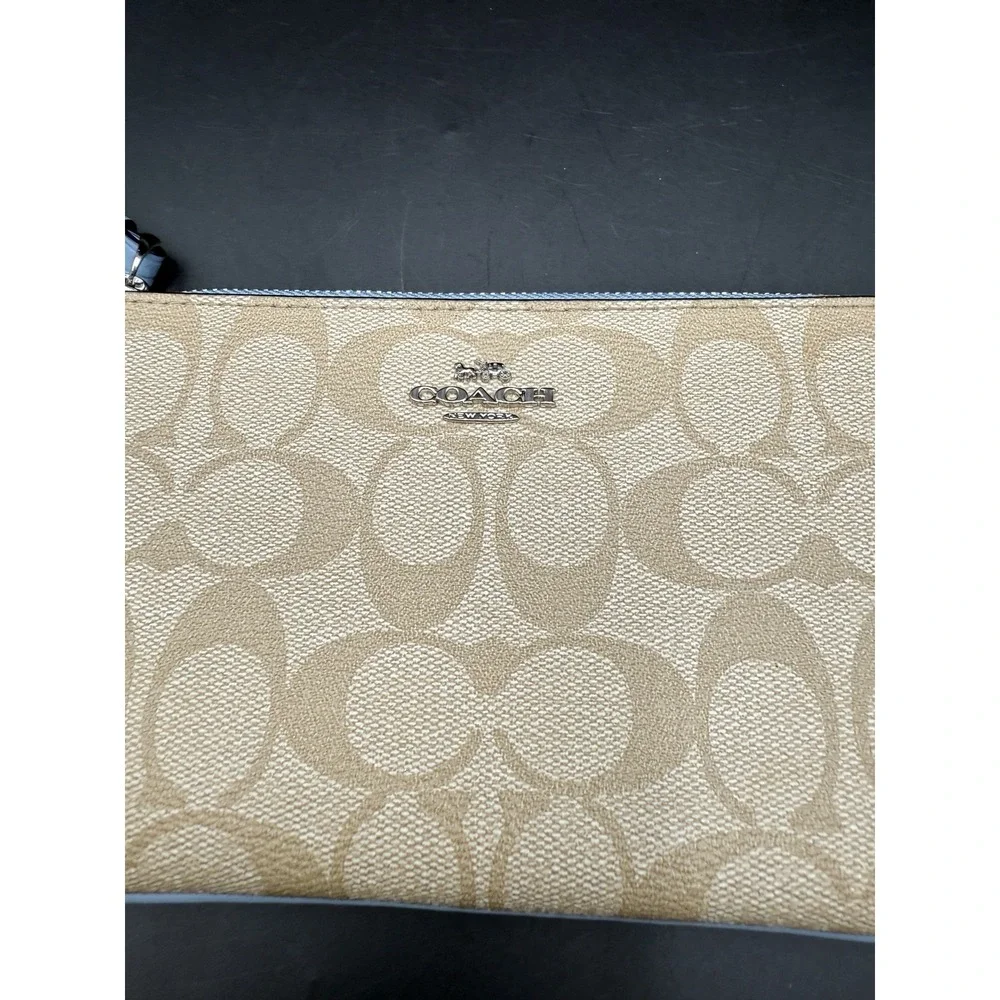 Coach Wristlet F58695 With‎ Light Blue Accents